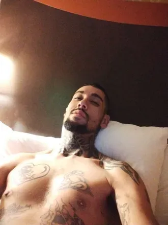 OnlyFans account  magic_like header 2