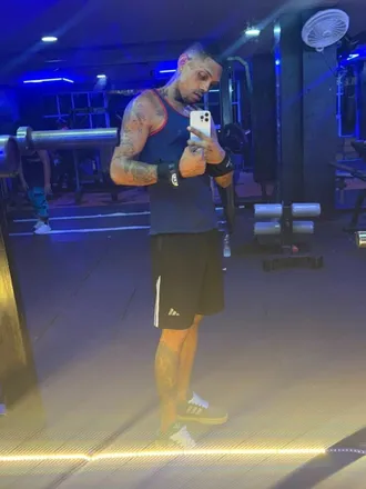OnlyFans of brianelliot_21