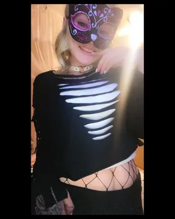 OnlyFans cuenta uniiigiirl0216 avatar 1