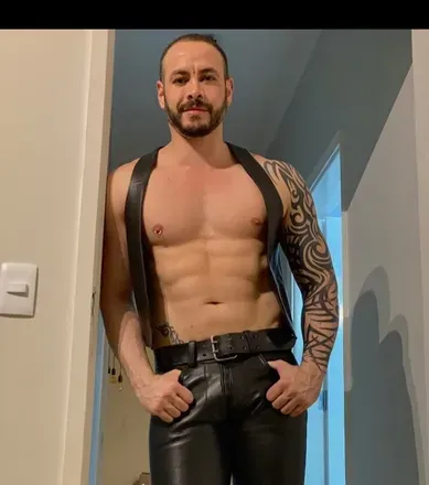 OnlyFans cuenta misterleatherbrazil avatar 1