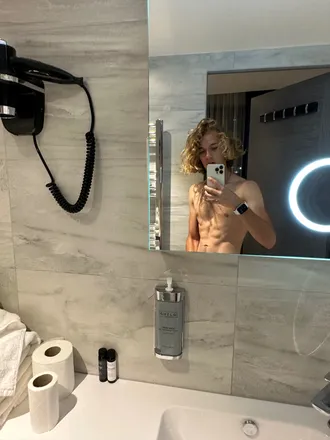 OnlyFans cuenta thegermantravelguy header 2