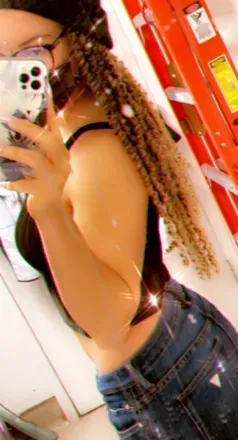 OnlyFans account  chemistri avatar 1