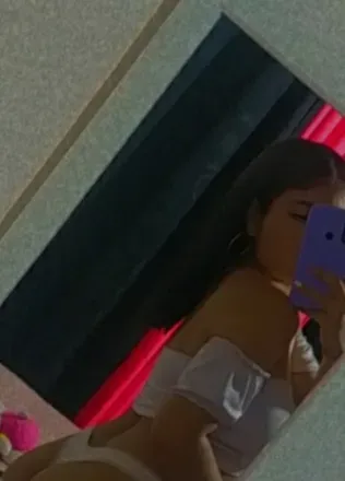 OnlyFans account  saravalenttina avatar 1