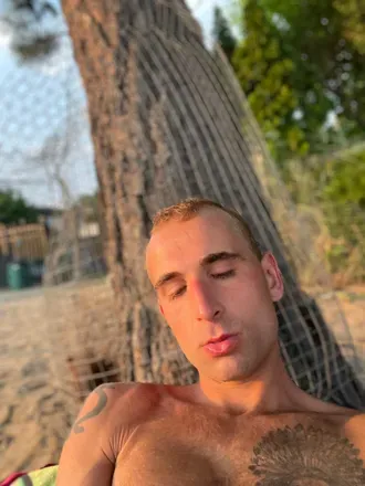 OnlyFans account  hollywooddreamerxxx avatar 1