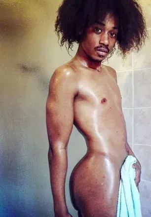 OnlyFans cuenta kenisbad avatar 1