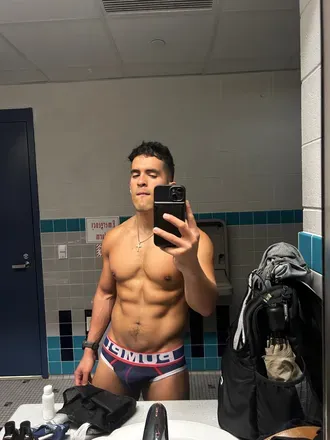 OnlyFans cuenta scholarlytwunk avatar 1