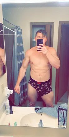 OnlyFans cuenta funandsomecome header 2