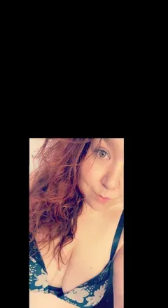 OnlyFans account  emsdom header 2