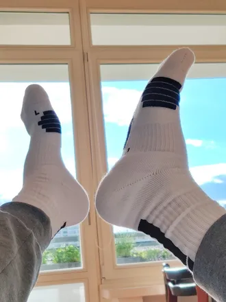 OnlyFans cuenta dlstraightfeet header 2