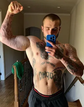OnlyFans cuenta maddogg694 avatar 1