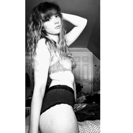OnlyFans cuenta midwestsadgirl avatar 1