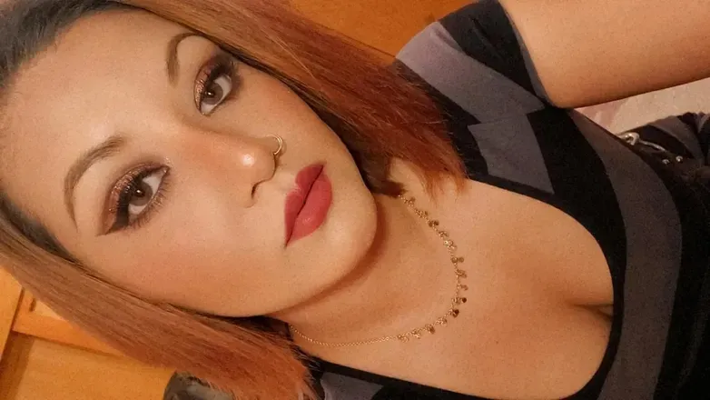 OnlyFans cuenta im_annie header 2