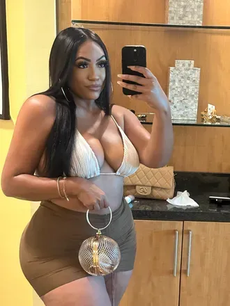 OnlyFans cuenta melmarie001 avatar 1