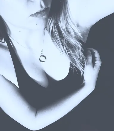 OnlyFans cuenta wiltsenglishrose94 header 2