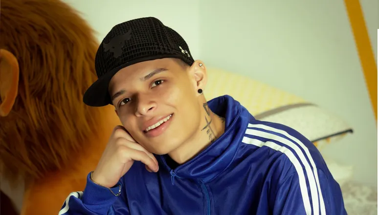 OnlyFans cuenta justin_boy8 header 2