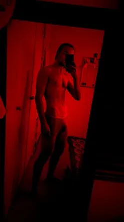 OnlyFans cuenta bi_boy_01 avatar 1