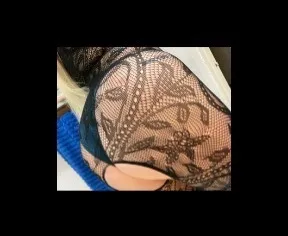 OnlyFans cuenta nikkiloves1 header 2