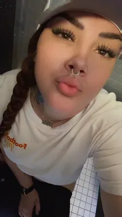 OnlyFans cuenta milliemillymillz header 2
