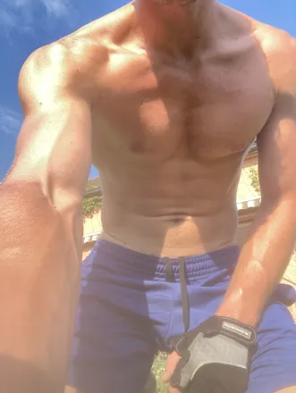 OnlyFans cuenta u108685303 header 2