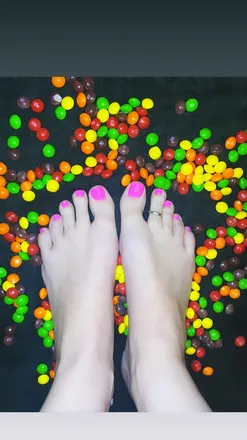 OnlyFans cuenta feetbabe.xo header 2