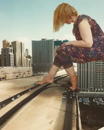 OnlyFans cuenta giantess_lady header 2