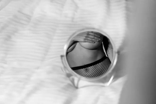 OnlyFans cuenta andonlyvee header 2