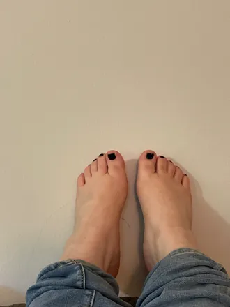 OnlyFans cuenta babyfeetphotos header 2