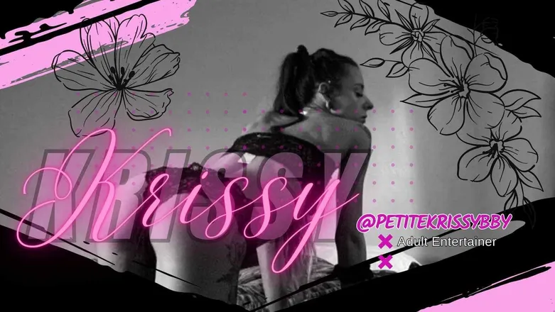 OnlyFans cuenta petitekrissybby header 2