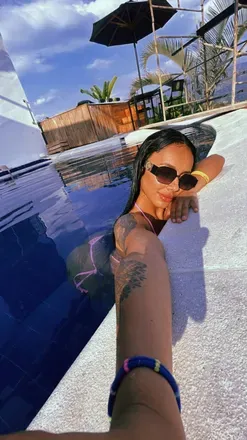 OnlyFans cuenta carohr header 2