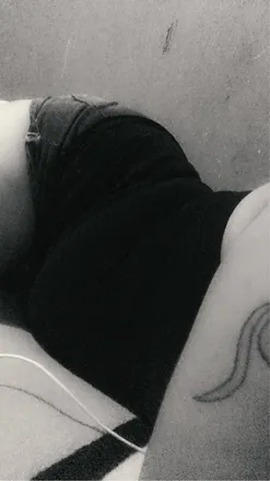 OnlyFans cuenta iristraviesa header 2