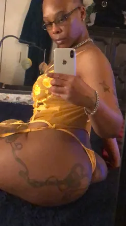 OnlyFans cuenta queenocean777 header 2