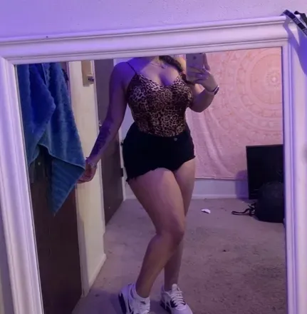 OnlyFans account  iceyqueen210 avatar 1