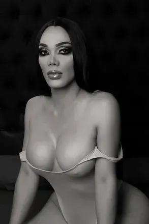 OnlyFans account  aphroditesam avatar 1
