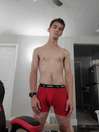 OnlyFans cuenta honestblondee header 2