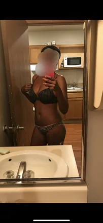 OnlyFans cuenta pretttygirl header 2