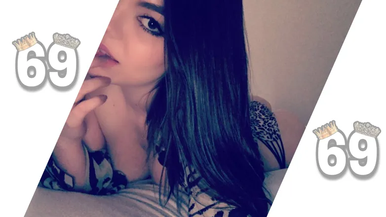 OnlyFans cuenta queen6king9 header 2