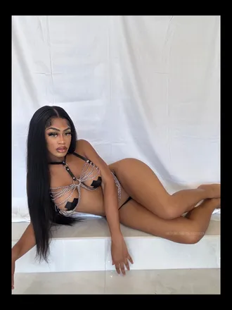 OnlyFans cuenta tokyoxxyella header 2