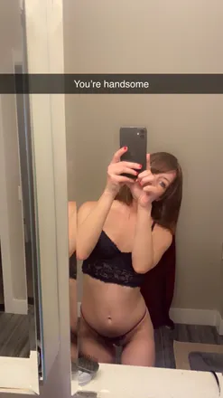 OnlyFans cuenta minniestunner header 2