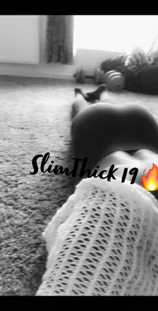 OnlyFans cuenta slimthick19 header 2