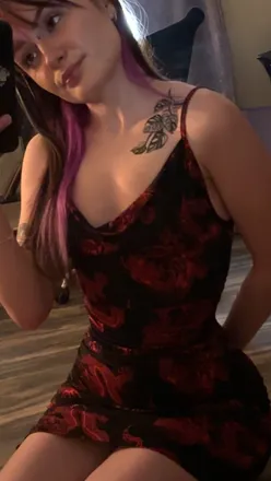 OnlyFans account  juleahxx avatar 1