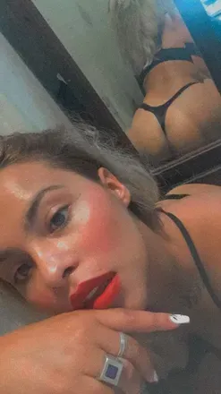 OnlyFans cuenta tamaranarella avatar 1