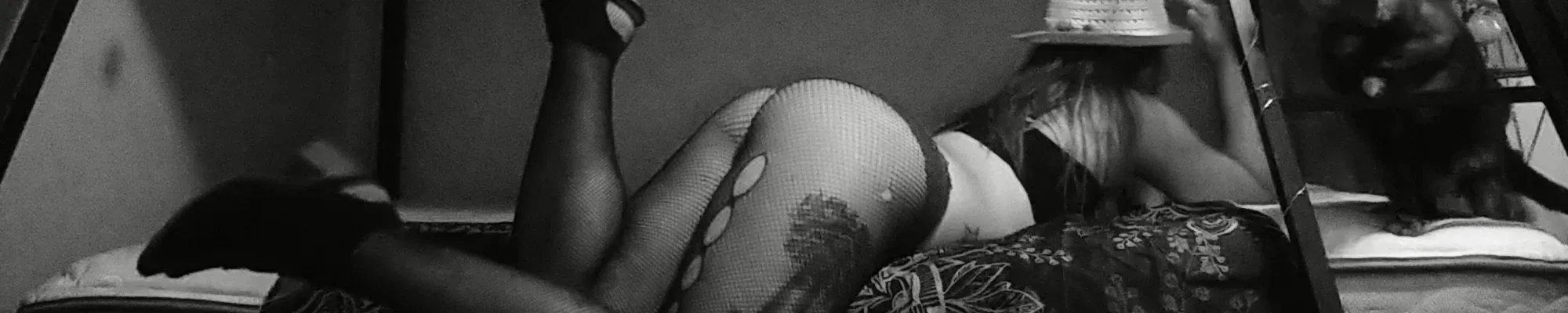 OnlyFans cuenta peachy_ann header 2