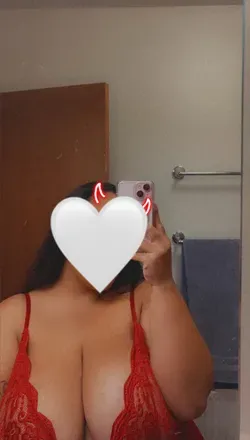 OnlyFans cuenta bigtittykiana avatar 1
