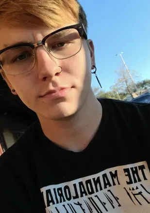OnlyFans cuenta julian.knight21 avatar 1