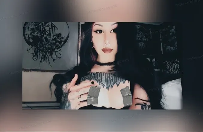 OnlyFans account  corpsedoll avatar 1