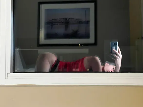 OnlyFans cuenta papiimoonlight header 2