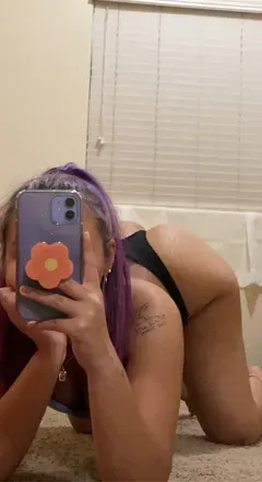 OnlyFans account  peachgreenteatits avatar 1