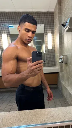 OnlyFans of princeandres