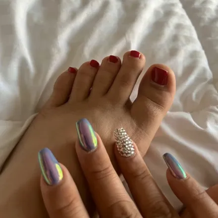 OnlyFans cuenta lovelytoesnnails header 2