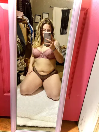 OnlyFans cuenta halieghk header 2